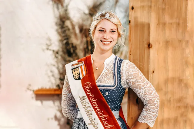 Tina Austaller (24) aus Lindach ist für die nächsten 3 Jahre OÖ Milchkönigin. 